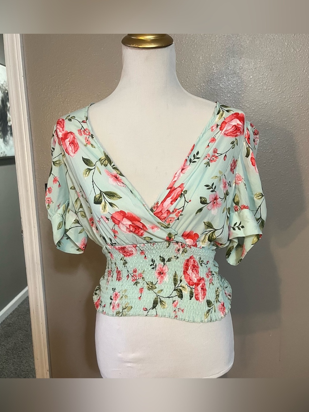 Floral Puff-Sleeve Smocked Waist Top - Light Blue with Pink Roses
